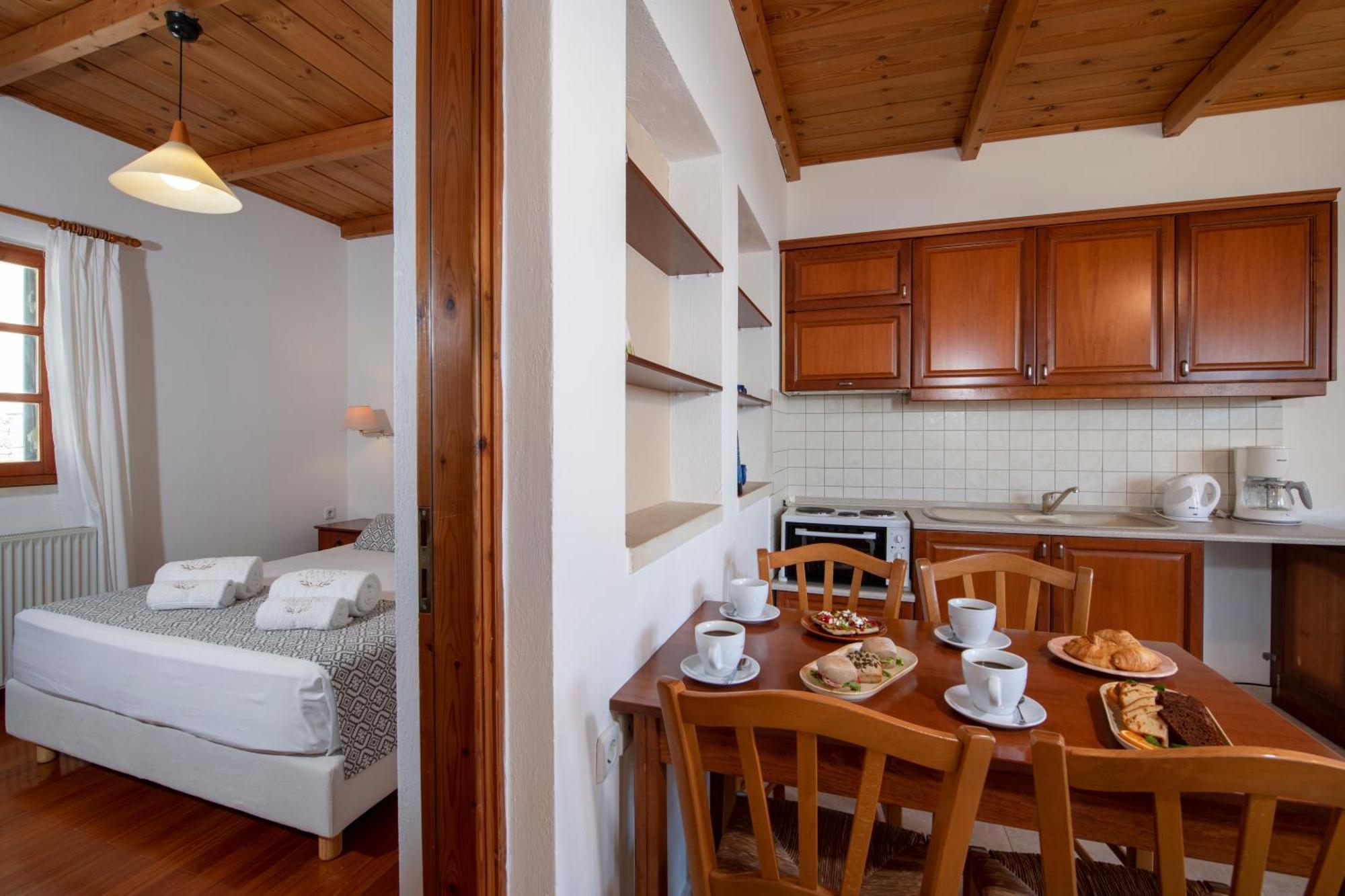 Stefanos Village Hotel Myrthios Exterior photo