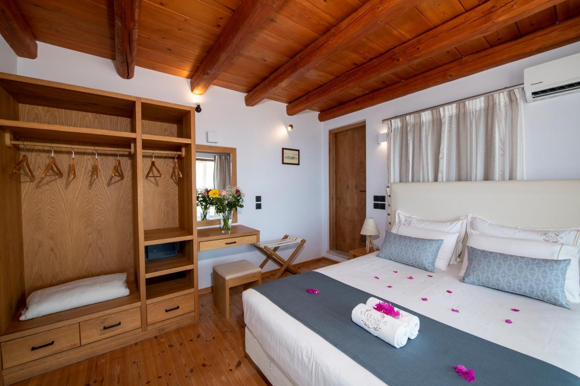 Stefanos Village Hotel Myrthios Exterior photo
